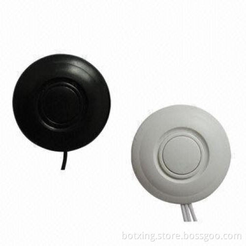New Hang-ear Earhook Earphones with 20 to 20,000Hz Frequency